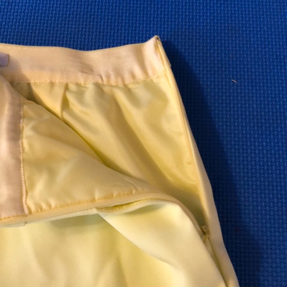 J Crew lined yellow skirt - US 00 - Picture 4 of 9